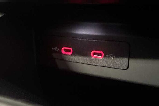 SEAT Arona 1.0 TSI 115 FR Black Edition 5dr DSG *Sparewheel* *Delivery Miles*